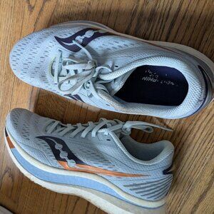 Saucony Women's Endorphin Speed Running Shoes, size 10